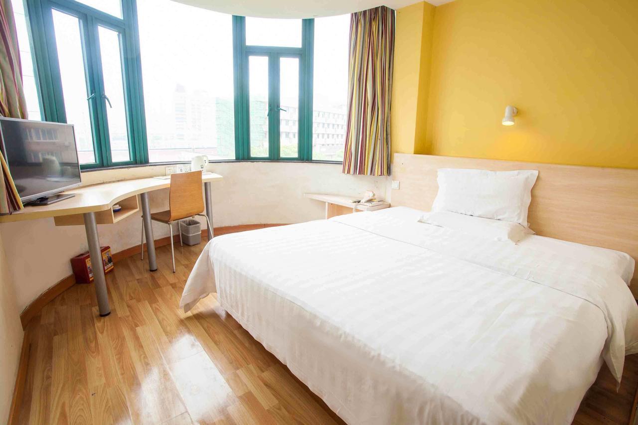7Days Inn Ezhou Wuchang Avenue Dongjiang International Extérieur photo