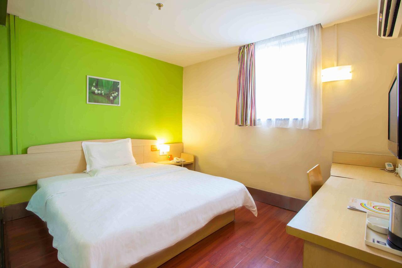 7Days Inn Ezhou Wuchang Avenue Dongjiang International Extérieur photo