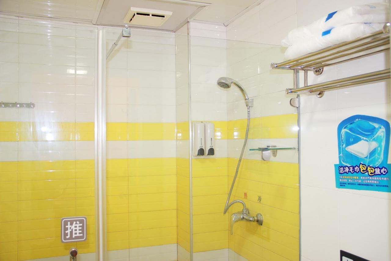 7Days Inn Ezhou Wuchang Avenue Dongjiang International Extérieur photo