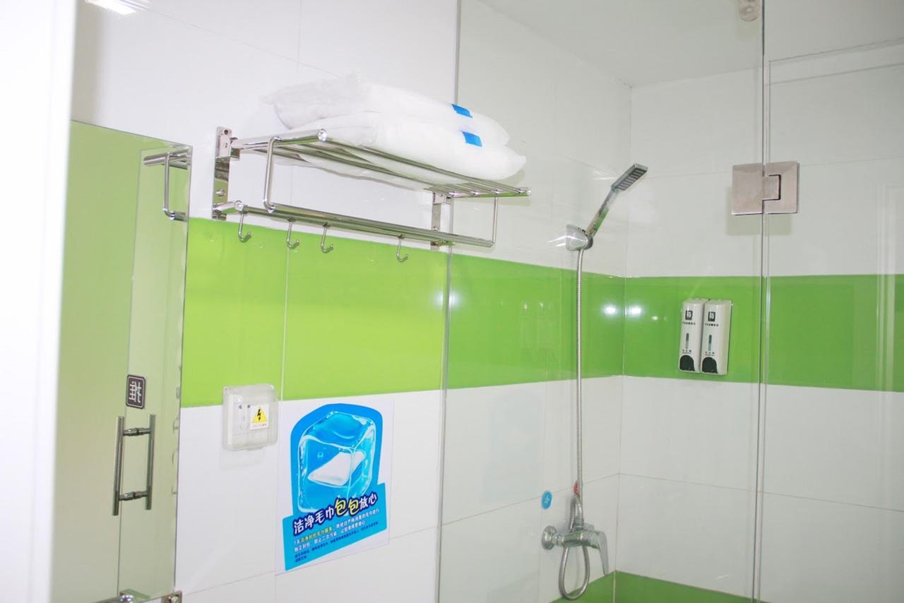 7Days Inn Ezhou Wuchang Avenue Dongjiang International Extérieur photo